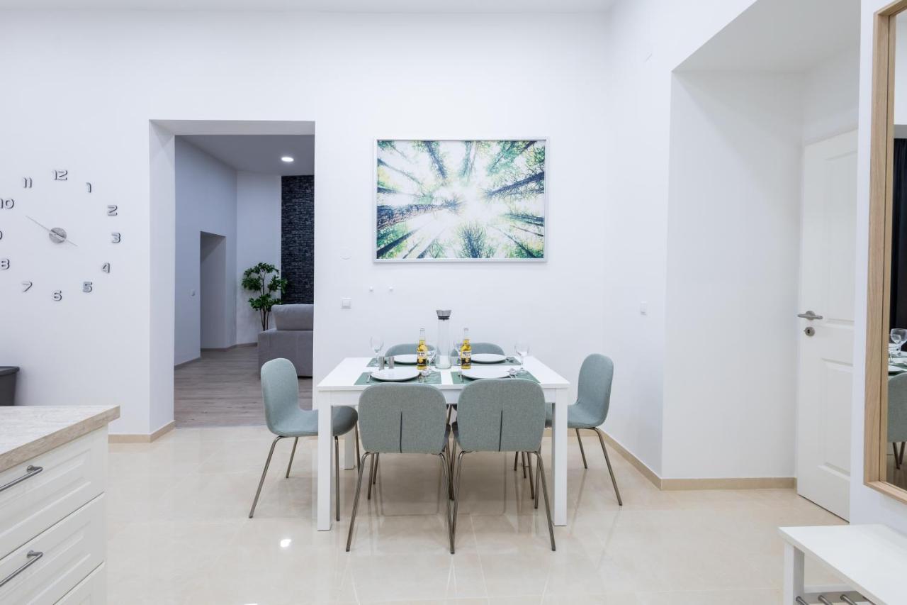 Family Deluxe A Stone Throw From The City Centre And Danube Vienna Esterno foto