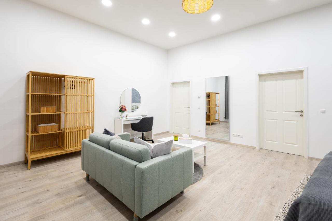 Family Deluxe A Stone Throw From The City Centre And Danube Vienna Esterno foto